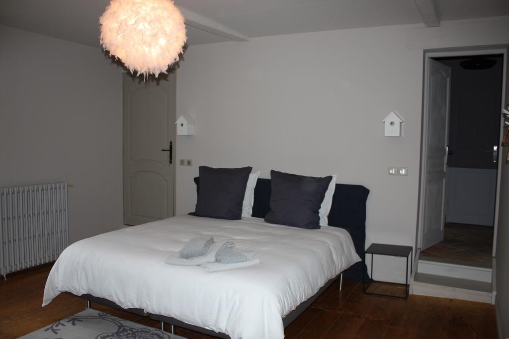 Bed In Bellongue Aucazein Phòng bức ảnh